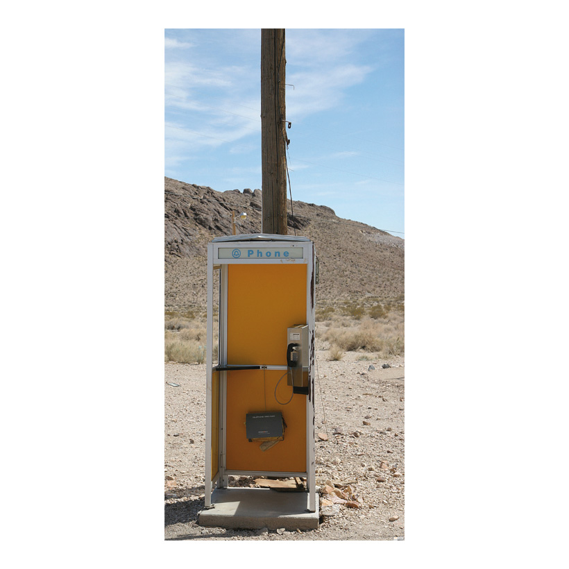 Motivdruck Telefonzelle in der Wüste, 80x200cm Papier